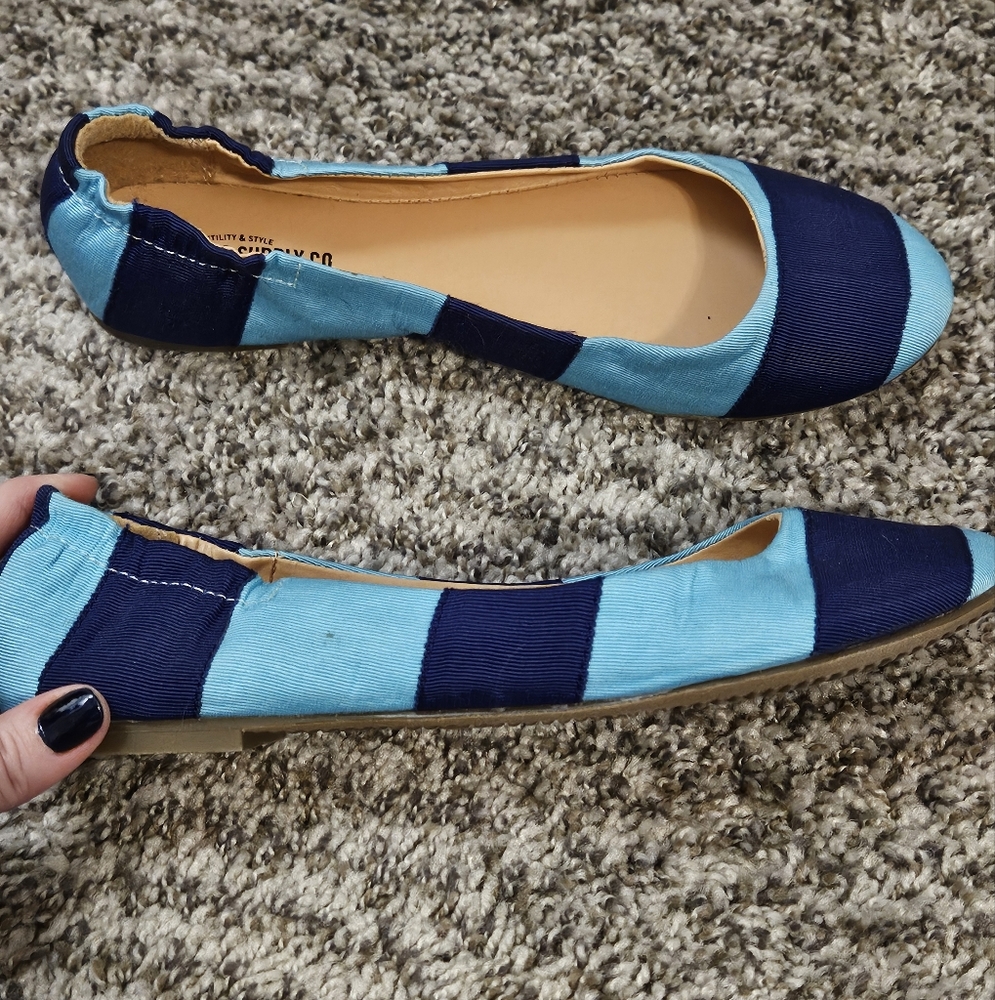 Striped Blue and Navy Women's Flats Size 7.5